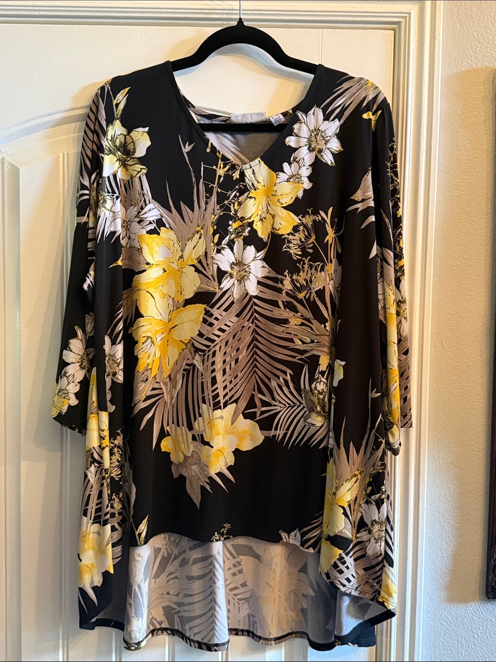 Women's Floral V-Neck Tunic Top - Black and Yellow
